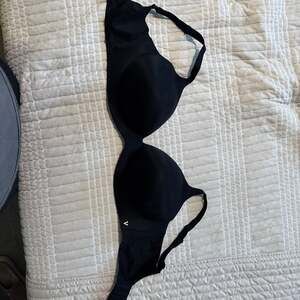 Victoria's Secret 38DDD Black Lined Demi Bra